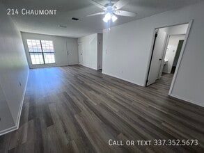 Building Photo - 214 Chaumont Dr