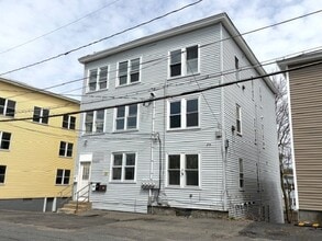 Building Photo - 119 Madison St