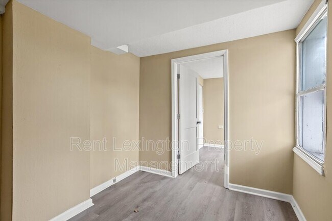 Foto del edificio - 45 S Highland St