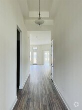 Building Photo - 728 Critty Ln