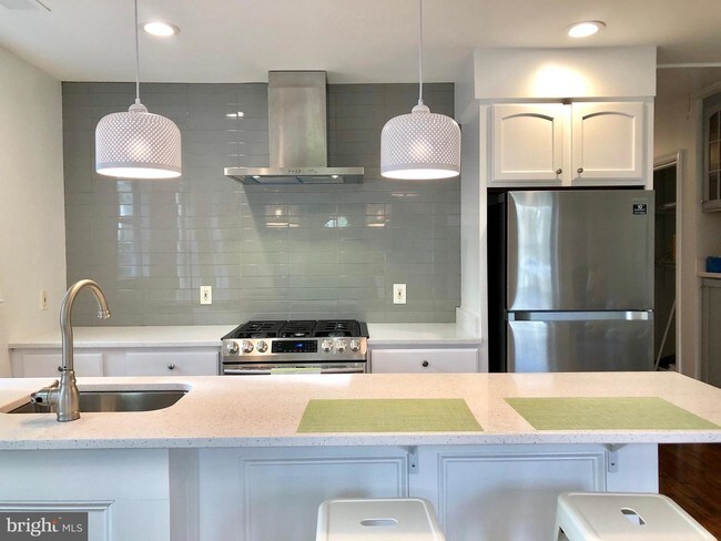 Foto del edificio - 22 E Reed Ave