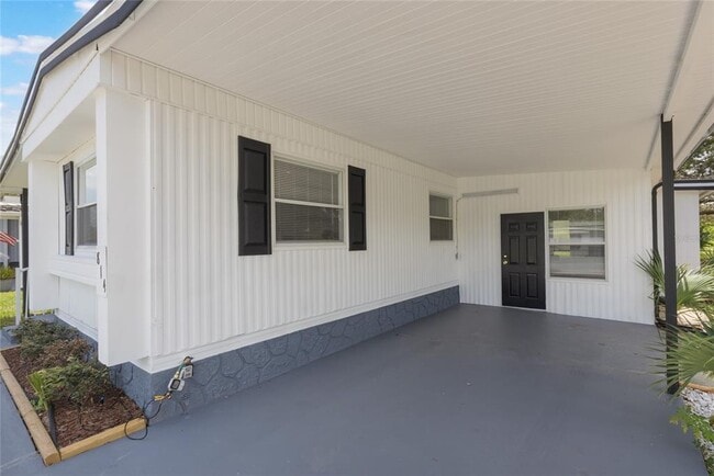 Building Photo - 814 Roseapple Ave