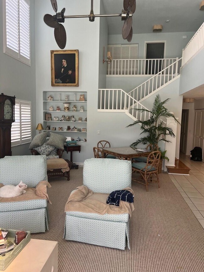 Foto del edificio - 9230 Heathridge Dr