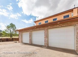 Building Photo - 3 Palomino Ct