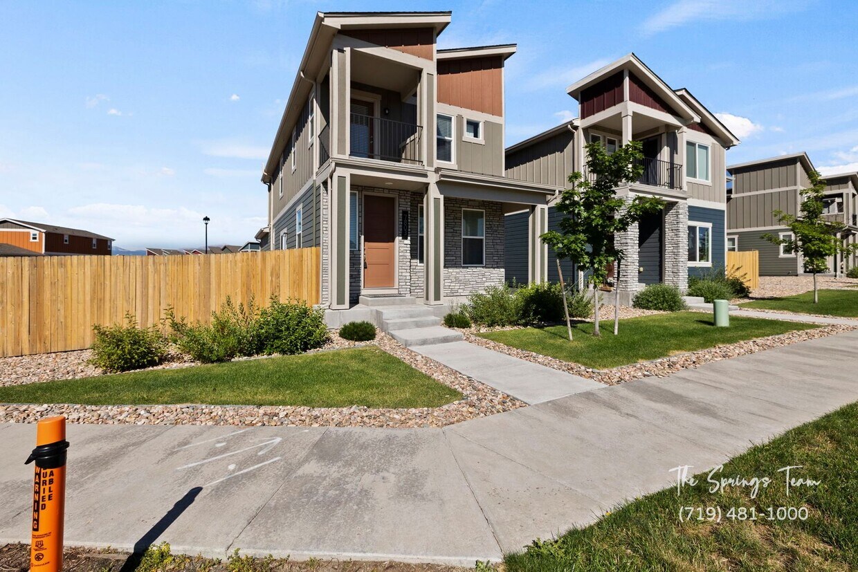 Primary Photo - Modern 4BD/3BA Home with Covered Balcony &...
