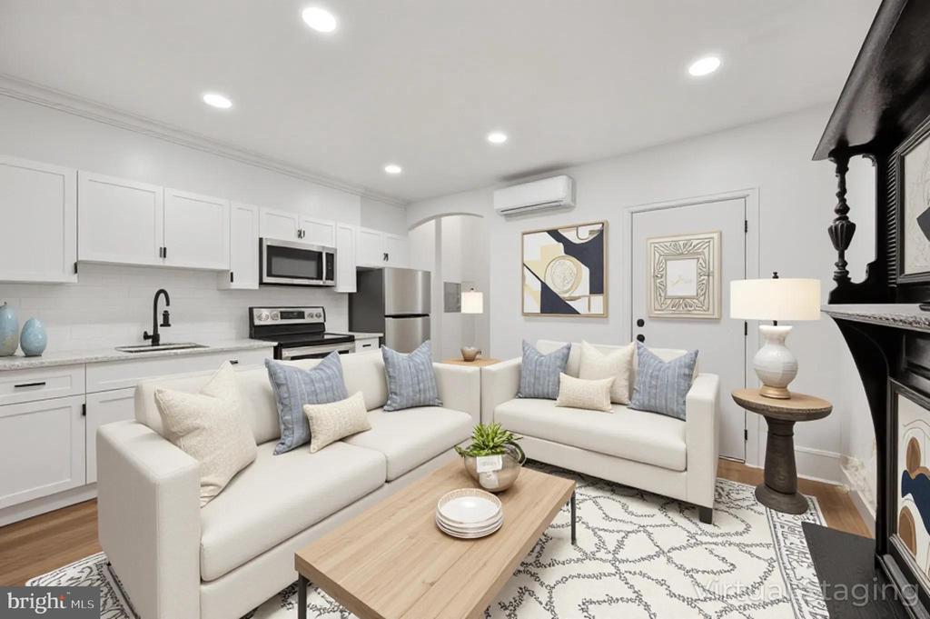 Foto principal - 1217 N 28th St