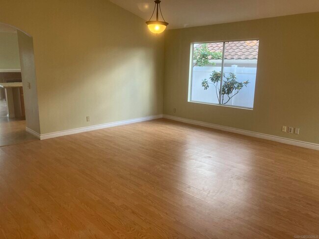 Foto del edificio - 12557 Salmon River Rd