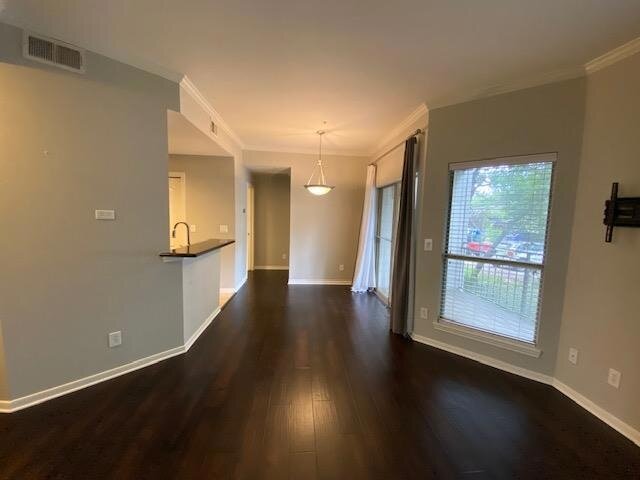 Foto del edificio - 6000 Shepherd Mountain Cove