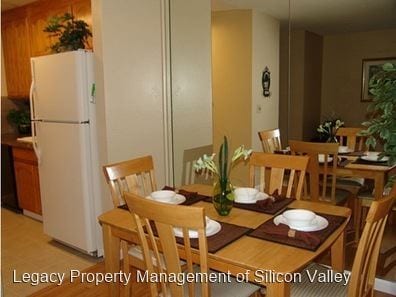 Building Photo - 2 br, 1.5 bath House - 960 Kiely Blvd Unit E