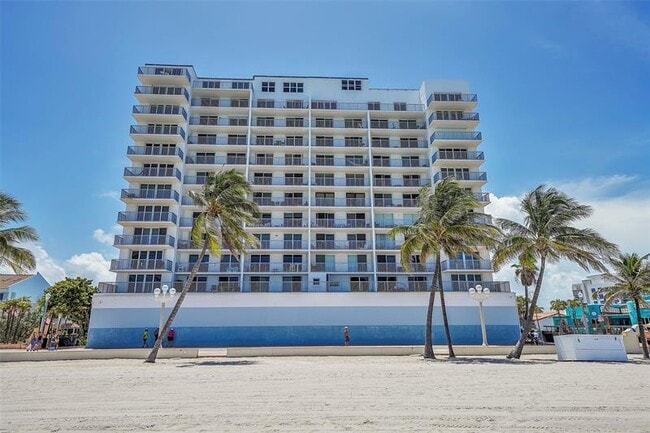 Foto del edificio - 400 N Surf Rd