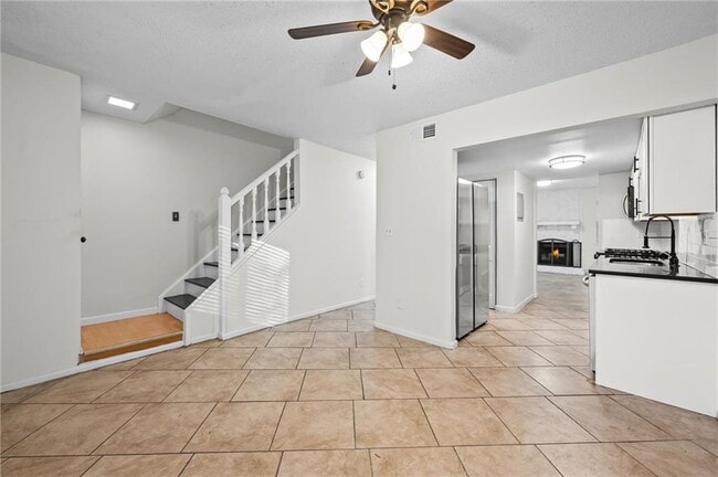 Foto del edificio - 579 Northridge Crossing Dr