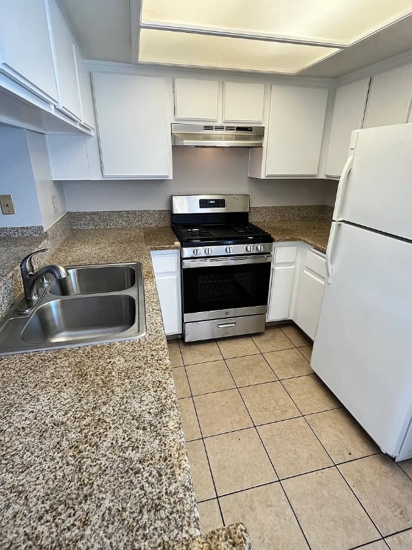 Building Photo - 636 E Verdugo Ave