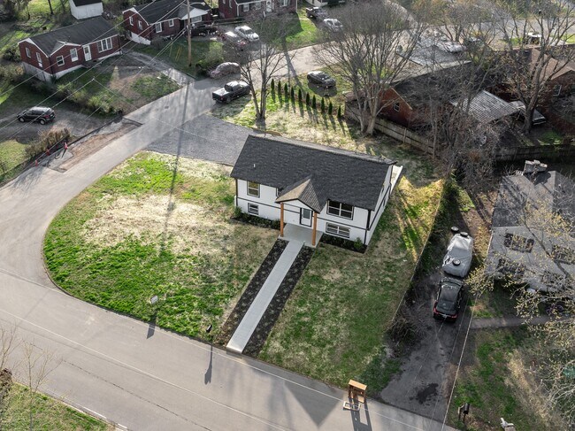 Building Photo - 3219 Mexico Dr