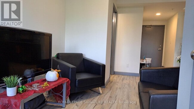 Photo du bâtiment - 258B Sunview St