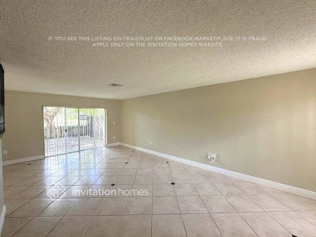 Foto del edificio - 15115 SW 108th Terrace