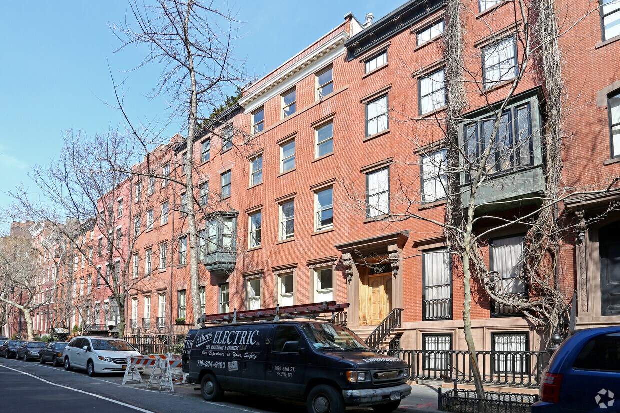 Foto del edificio - 17 W 10th St