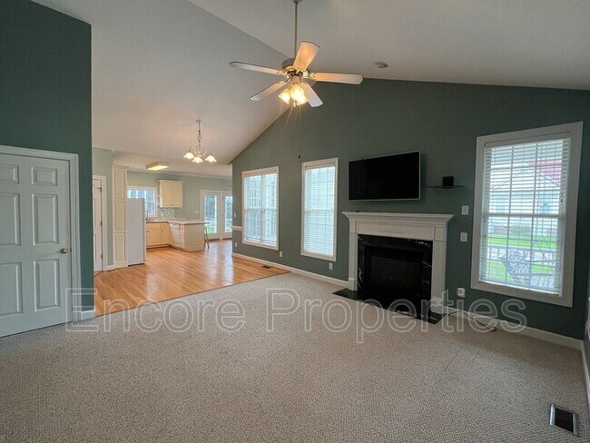 Foto del edificio - 1008 Elmsleigh Way