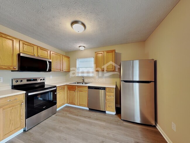 Foto del edificio - 7436 Maple Twig Ave