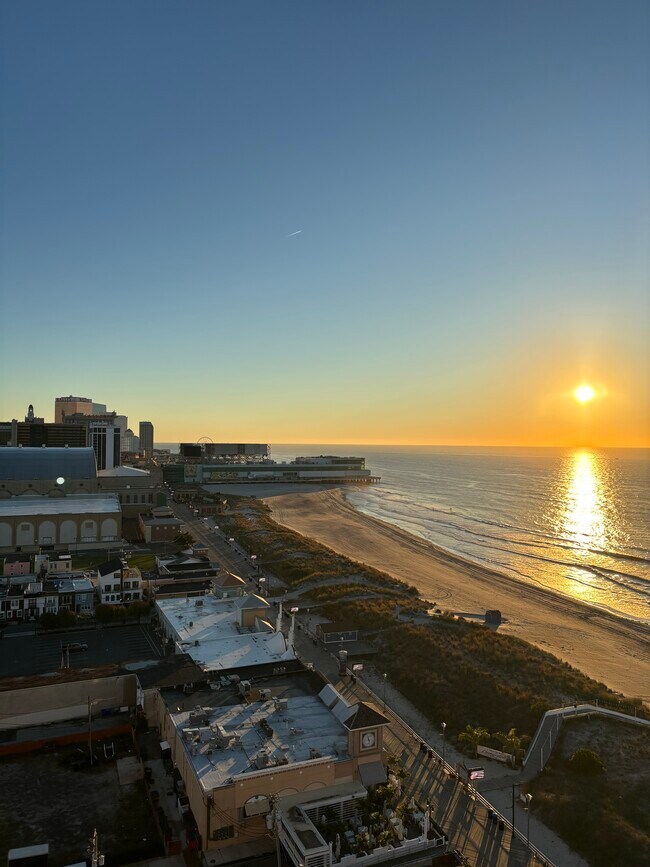 Foto del edificio - 2721 Boardwalk