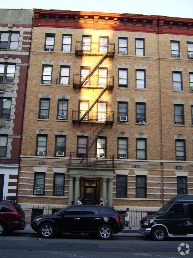 Foto del edificio - 28-28 Saint Nicholas Pl