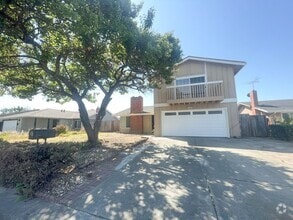 Building Photo - 3310 San Carlos Way