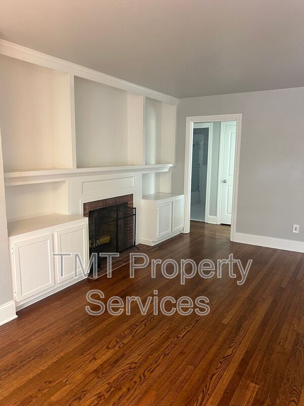 Building Photo - 5536 D St
