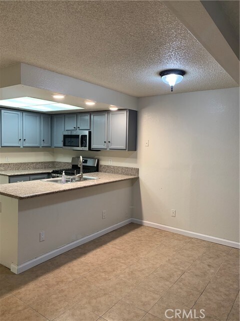 Foto del edificio - 16590 Terrace Ln