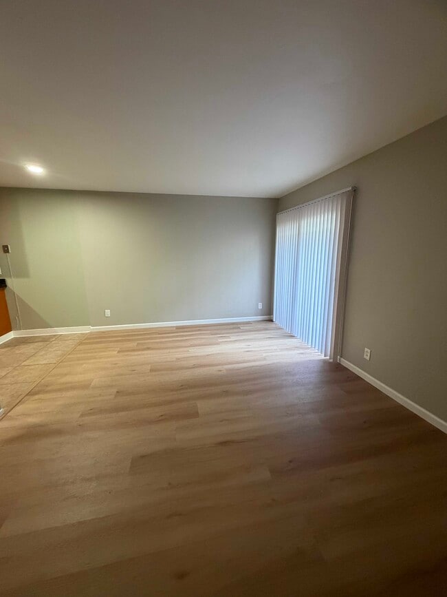 Foto del edificio - 2124 90th Ave