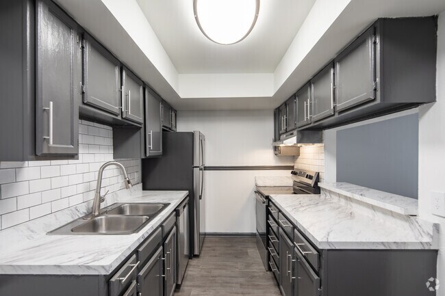 2 habitaciones, 2 baños, 111,5 m², cocina - Equinox at Midtown