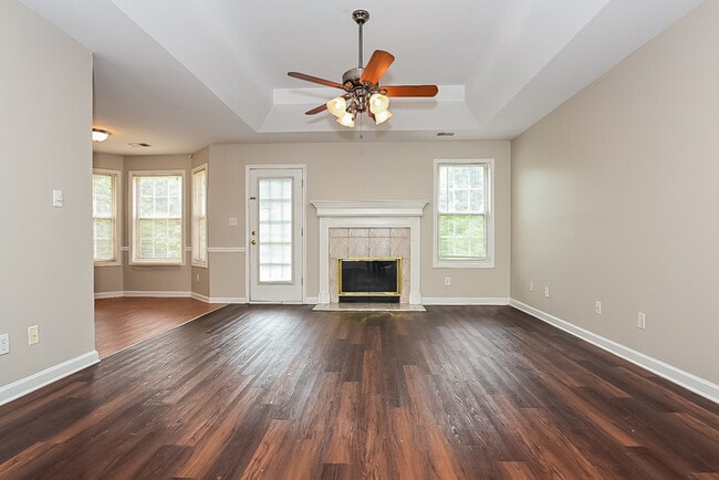 Building Photo - 395 Branchwood Dr