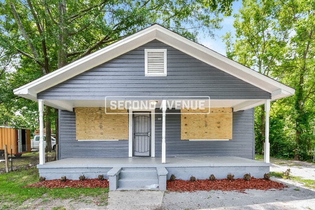 Building Photo - 315 3rd St N