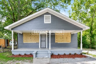 Building Photo - 315 3rd St N
