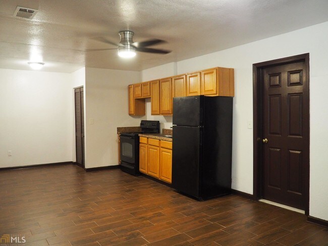 Foto del edificio - 785 Paper Creek Dr SE