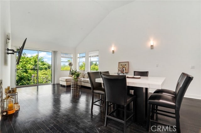 Foto del edificio - 12837 Moorpark St