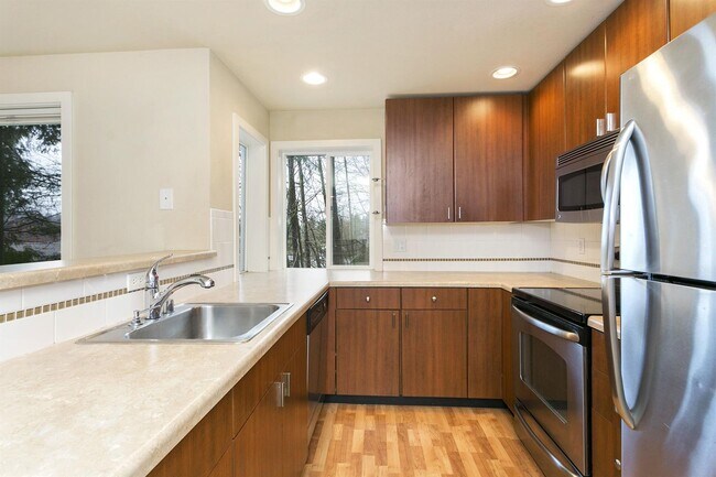 Foto del edificio - Mill Creek 3 Bedroom Corner unit Condo