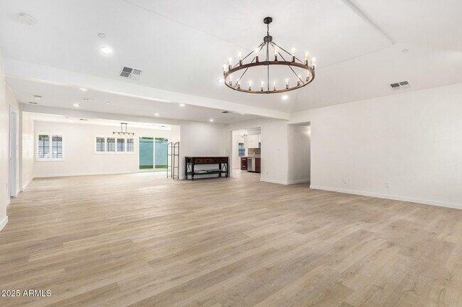 Foto del edificio - 1606 W Keim Dr