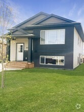 Building Photo - 9715B 112 Ave