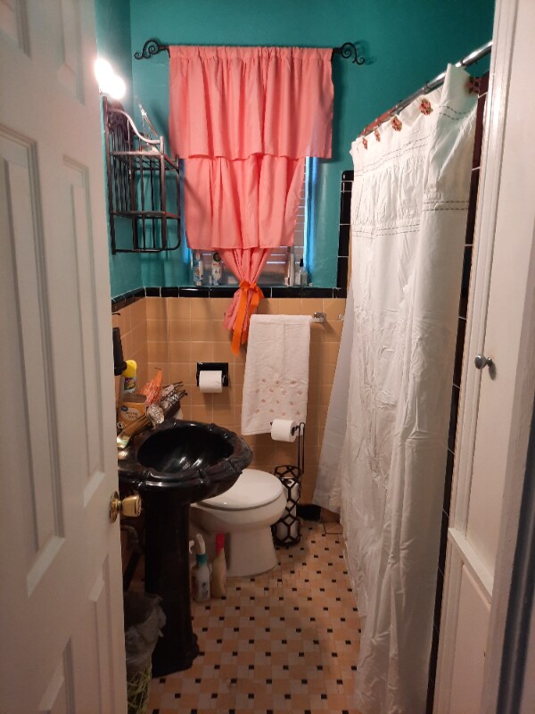 Photo - 512 Phoenix Ave Apartment