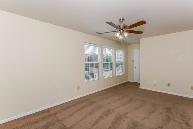 Foto del edificio - 4474 Kellybrook Dr