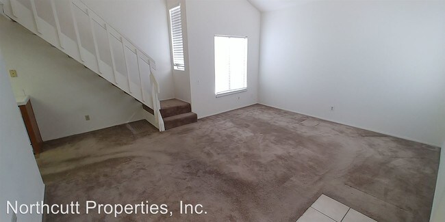 Building Photo - 3673 Avocado Village Ct