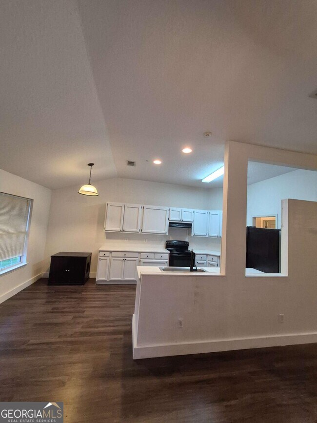 Foto del edificio - 505 Lake Jordan Blvd W