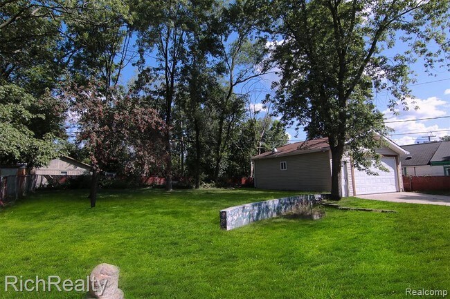 Foto del edificio - 1233 Davis St