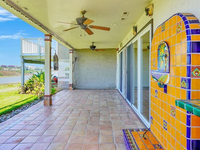 Foto del edificio - Amazing Opportunity with Panoramic Views o...