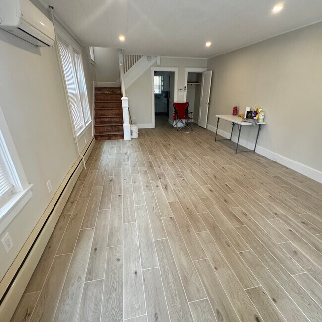 Foto del edificio - 1117 Fern Ave