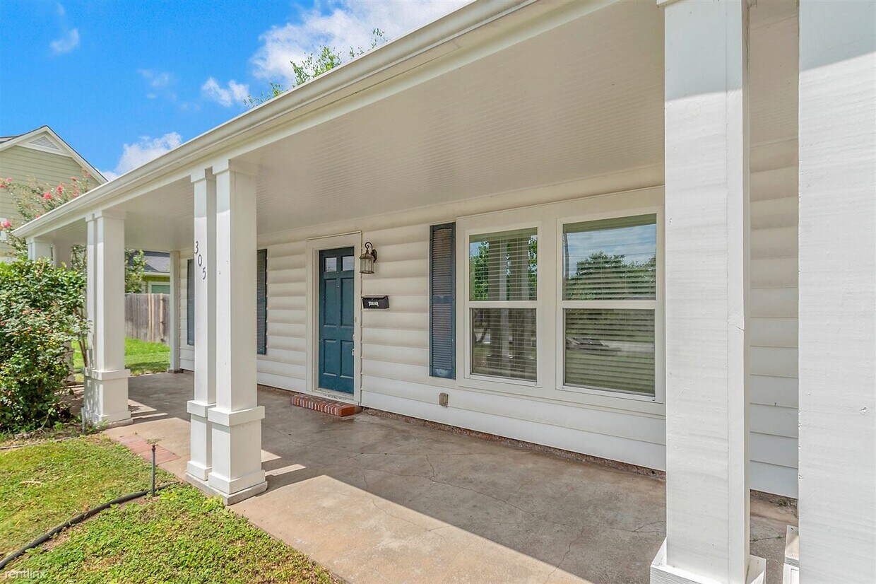 305 Francis Dr, College Station, TX 77840 House for Rent in College