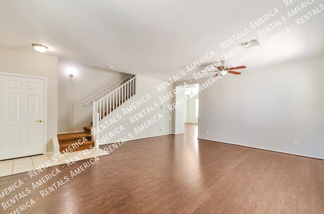 Foto del edificio - 4816 E Starpoint St
