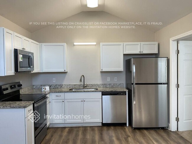 Building Photo - 916 Red Feather Trail