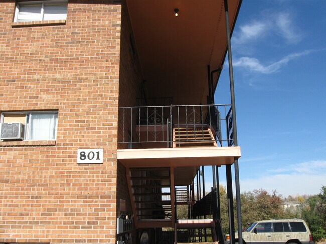 Building Photo - 801 W Prentice Ave