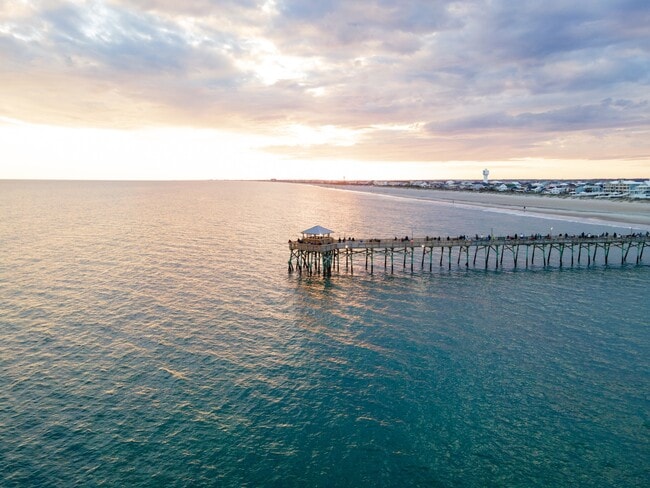 Building Photo - Arbors at Morehead City