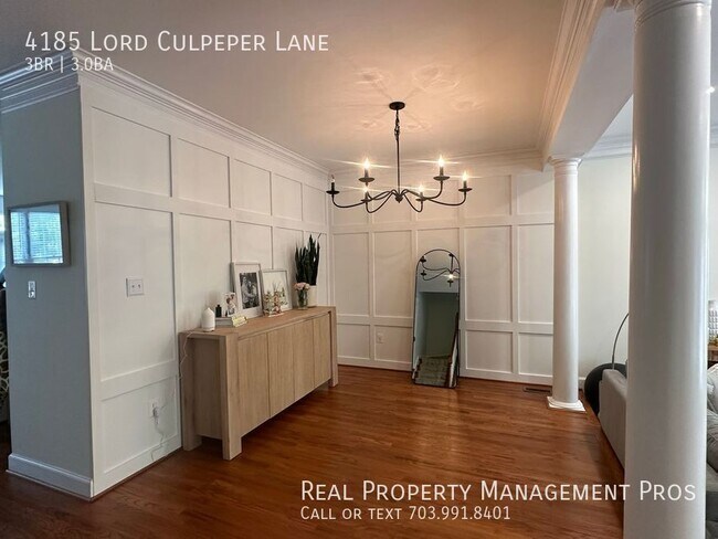 Foto del edificio - 4185 Lord Culpeper Ln